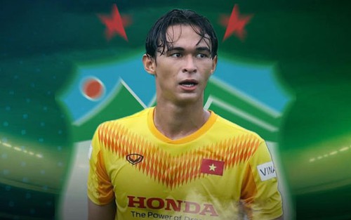 HAGL làm mới hàng thủ bằng hai tuyển thủ quốc gia