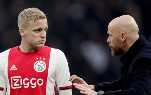 Ten Hag cảnh báo Van de Beek