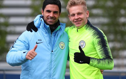 Mua Zinchenko, Arsenal có thể xếp 2 đội hình xuất phát chất lượng