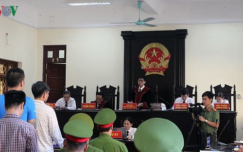 Hà Nam: Án tử hình cho hai kẻ sử dụng trái phép vũ khí quân dụng để giết người