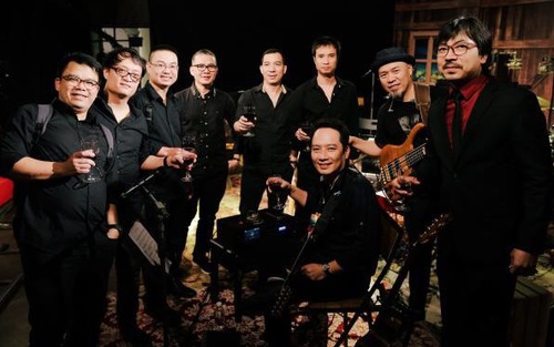 Trọng Hiếu biến mình thành Bruno Mars trong Music Home