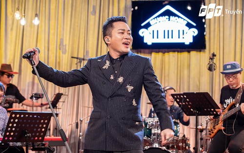 Thú vị với màn giả giọng các diva của Tùng Dương tại Music Home