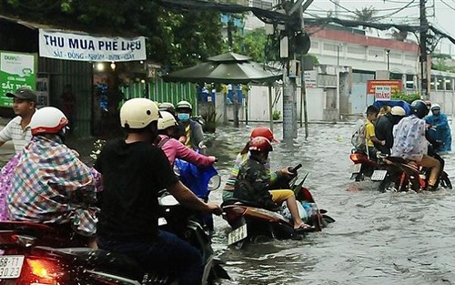 Mưa dông kèm thời tiết nguy hiểm ở vùng núi Bắc Bộ sẽ kéo dài thêm 1-2 ngày