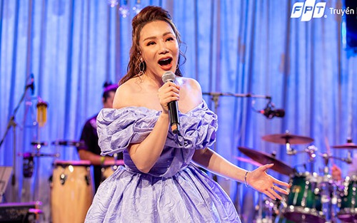 Hồ Quỳnh Hương gọi cả 'bầu trời' kỉ niệm về với khán giả
