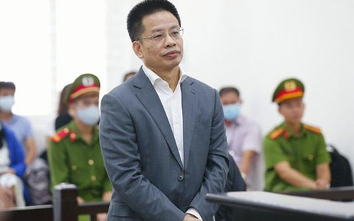 Phạt tù 2 bị cáo trong vụ lạm dụng chức vụ, quyền hạn tại PVOil