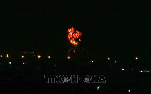 Máy bay chiến đấu của Israel lại tấn công Dải Gaza