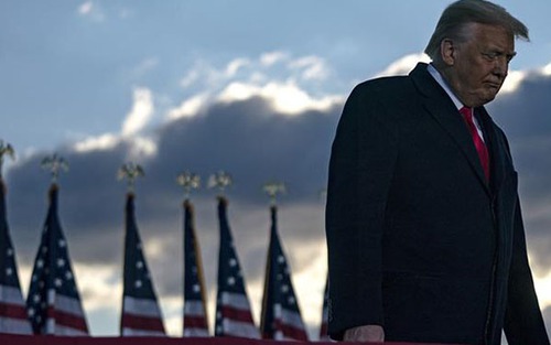 Cựu Tổng thống Mỹ D. Trump từ chối có mặt tại phiên luận tội