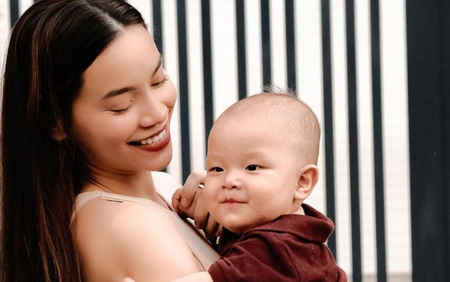 1001 biểu cảm của Leon nhà Hà Hồ khiến người xem phải bật cười
