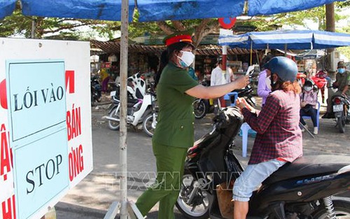 Hậu Giang: Người tiêm đủ 2 mũi vaccine ngừa Covid-19 mới được tập thể dục, thể thao ngoài trời