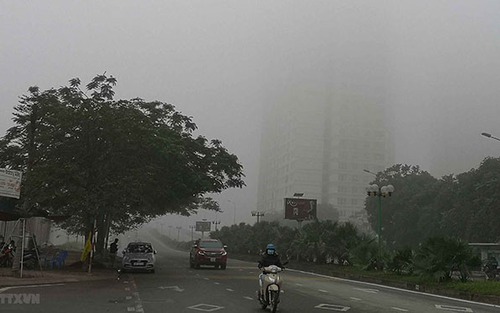 Không khí tại một số điểm ở Hà Nội ô nhiễm