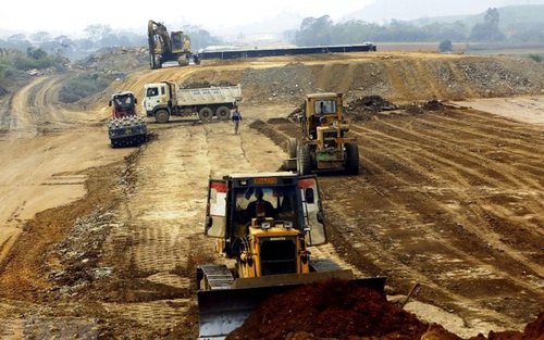 Tiến độ cắm cọc giải phóng mặt bằng cao tốc Bắc – Nam giai đoạn 2