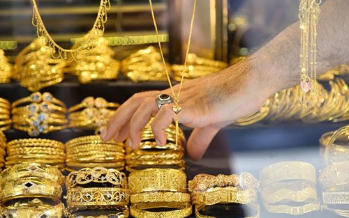 Giá vàng sáng 7/3 tiến lên mốc 69,8 triệu đồng/lượng