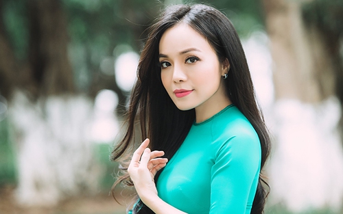 Ca sĩ Lan Anh: Hát bolero là chuyện của ... tương lai!
