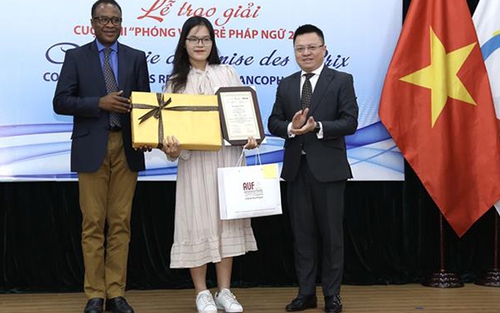 Trao giải Cuộc thi 'Phóng viên trẻ Pháp ngữ 2020'