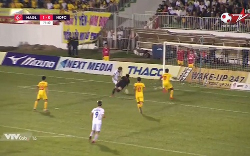 VIDEO: Bàn thắng và highlight HAGL 2-0 Nam Định