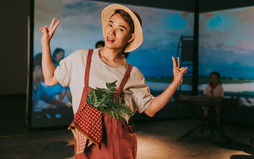 Xem MV triệu views ‘Cô gái đến từ hôm qua’