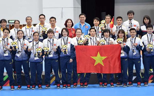 Bầu Tú được ca ngợi vì quyết định không tranh cử Phó Chủ tịch VFF