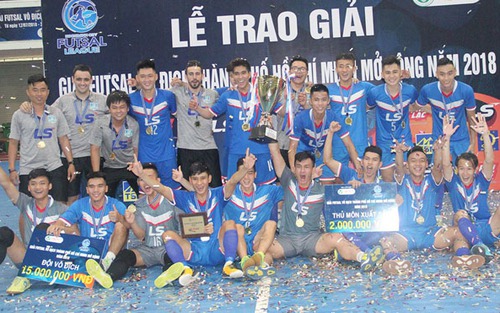 Thái Sơn Nam Quận 8 vô địch giải futsal TP.HCM 2018