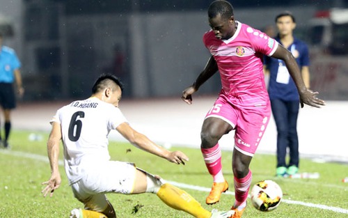 Cầu thủ V-League vẫn nghỉ Tết 'Tây'