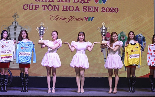 10 đội xe đạp đua tranh giải thưởng hơn 1 tỷ đồng