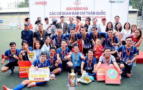 Thông tấn xã Việt Nam vô địch Press Cup 2020