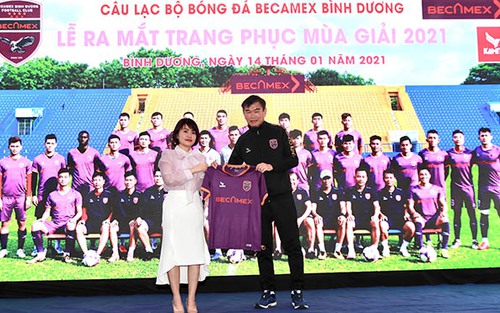 HLV Phan Thanh Hùng được giao chỉ tiêu TOP 6
