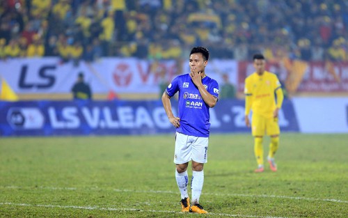 Quang Hải khó 'gánh' Hà Nội FC