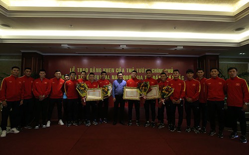 Thủ tướng tặng bằng khen cho futsal Việt Nam