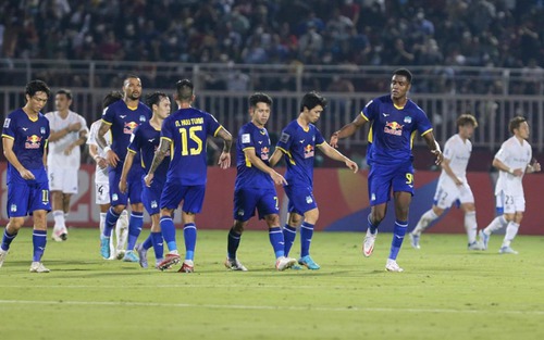 HAGL khiến á quân J-League bất ngờ