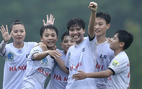 Hà Nội 1 gây áp lực mạnh mẽ lên TP.HCM 1 ở giải bóng đá nữ VĐQG