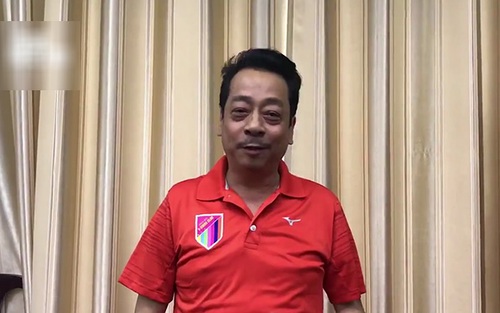 Clip ‘ông trùm’ Phan Quân chúc các sĩ tử thi THPT thật tốt gây ‘bão mạng’