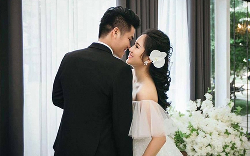 Đám cưới Lê Phương và bạn trai kém 7 tuổi: Tình như tia nắng!