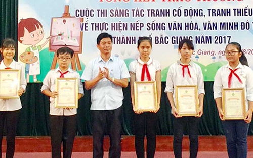 Bắc Giang 'bội thu' tác phẩm đẹp về văn minh đô thị của các em thiếu nhi