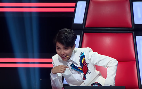 ‘The Voice Kids’ tập 5: Vũ Cát Tường bật khóc nức nở trên 'ghế nóng'