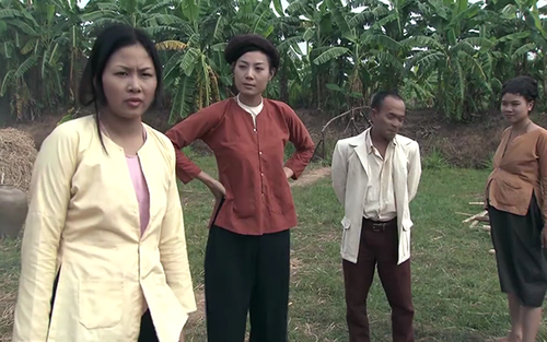 Xem 'Thương nhớ ở ai' tập 5: Nương bị đánh ghen dữ dội vì quyến rũ đàn ông ở làng Đông