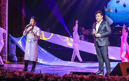 VIDEO Quang Lê bất ngờ ‘thách’ Trọng Tấn hát bolero