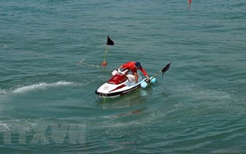 Tìm thấy thi thể cháu bé thứ hai bị đuối nước khi tắm biển ở Quan Lạn