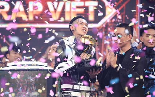 Lý giải sức hút của truyền hình từ 'hiện tượng' rap show 'song đấu'