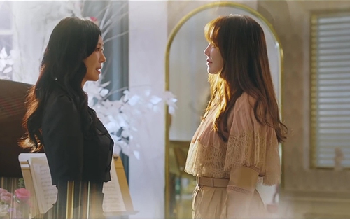 'Penthouse: Cuộc chiến thượng lưu': Cuộc chiến của dàn mỹ nhân Su Ryeon, Yoon Hee và Seo Jin