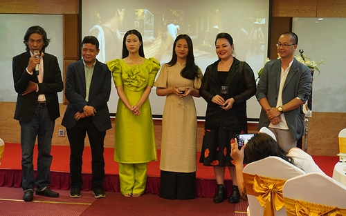 'Tình yêu vô hình' thắng 5 giải tại Liên hoan phim quốc tế