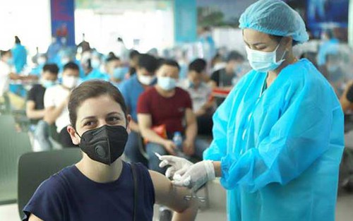 Dịch Covid-19: Vĩnh Phúc tạm dừng quán cà phê, trà đá và một số dịch vụ tại thành phố Vĩnh Yên
