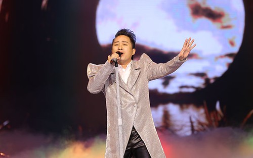 'Con đường âm nhạc' Tùng Dương độc đạo, mới mẻ, đầy tham vọng