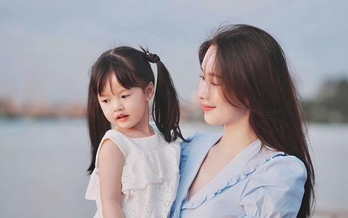 Đặng Thu Thảo khoe ảnh hai con, ai cũng trầm trồ vì quá đáng yêu