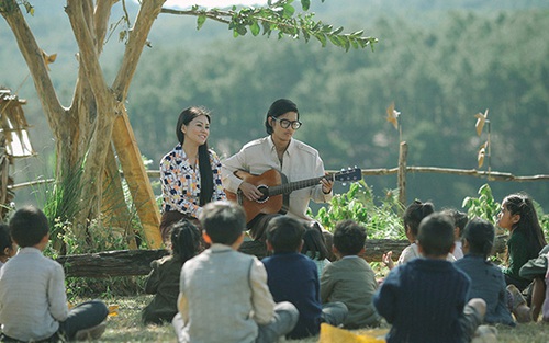'Em và Trịnh' chọn Bùi Lan Hương đóng 'nữ hoàng chân đất' Khánh Ly