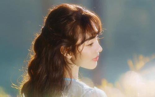 Sau loạt hit về Sài Gòn, Hoàng Duyên 'tái xuất' cùng Hứa Kim Tuyền trong MV mới