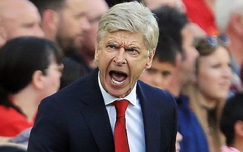 HLV Arsene Wenger và toàn văn buổi họp báo chỉ diễn ra đúng... 130 giây
