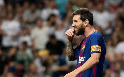 'Messi đá như hậu vệ. Barca tệ như Everton. Coutinho hủy yêu cầu chuyển nhượng'