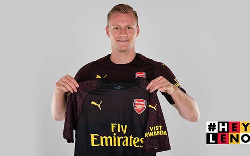 CHÍNH THỨC: Arsenal có thủ môn mới từ Bundesliga, Wilshere thông báo ra đi