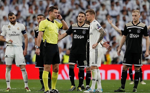 Mất tất cả chỉ trong 1 tuần, Real Madrid bị mỉa mai vì bán Ronaldo
