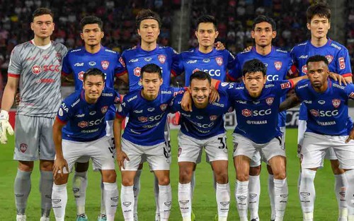 Muangthong United 1-2 Port FC: Văn Lâm chơi đầy nỗ lực nhưng không cứu được Muangthong